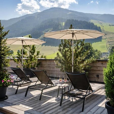 Hotel Das Zwoelferhaus Saalbach-Hinterglemm Exterior foto