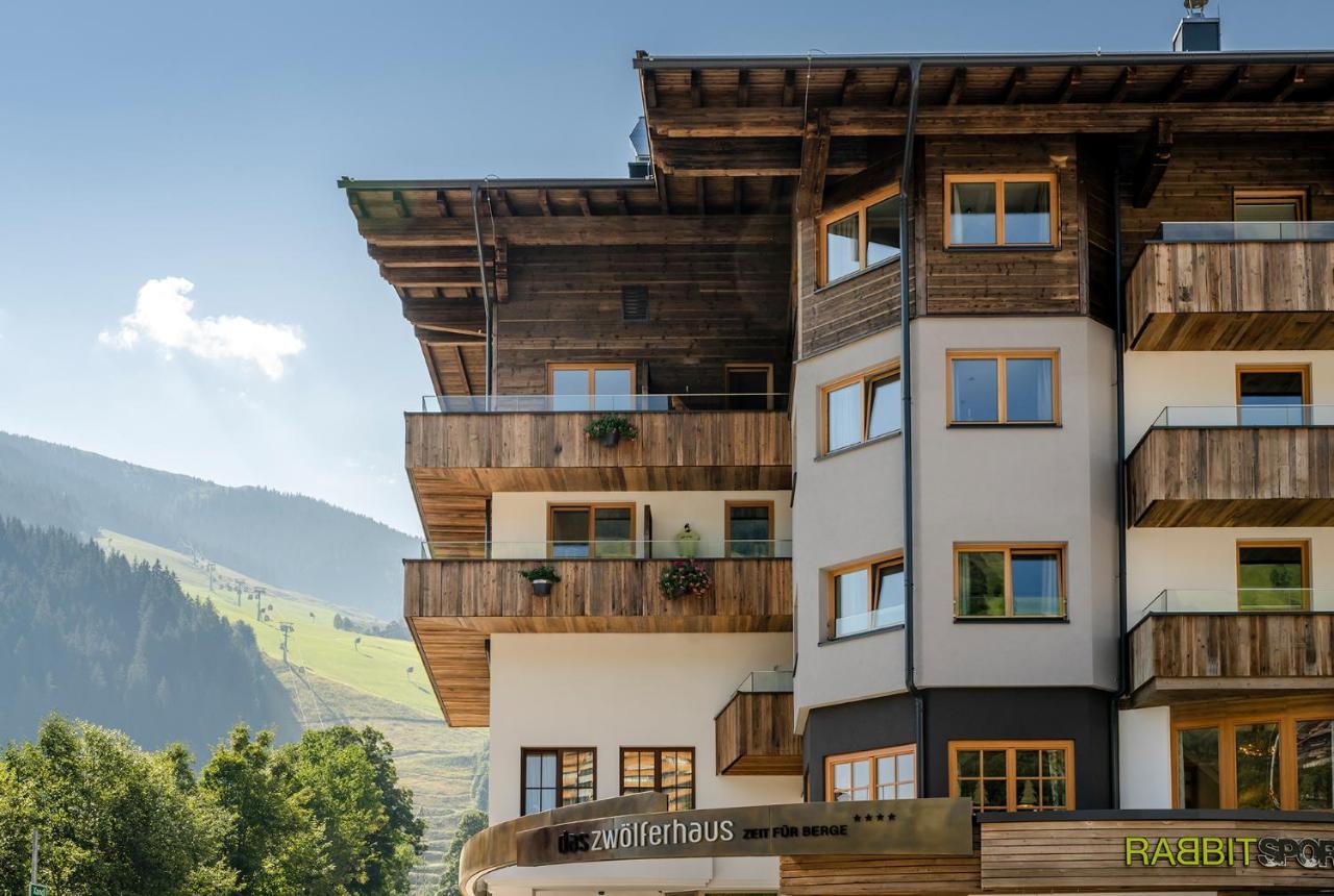 Hotel Das Zwoelferhaus Saalbach-Hinterglemm Exterior foto