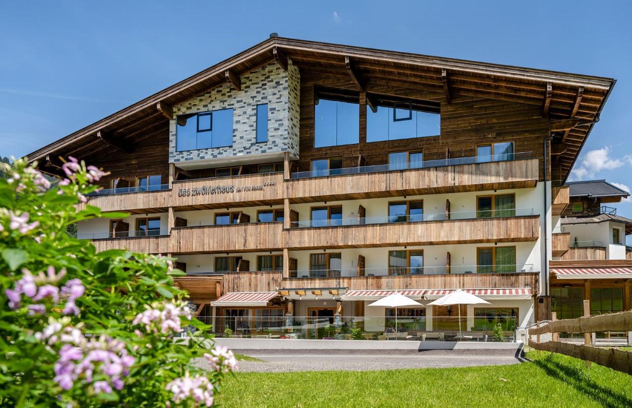 Hotel Das Zwoelferhaus Saalbach-Hinterglemm Exterior foto