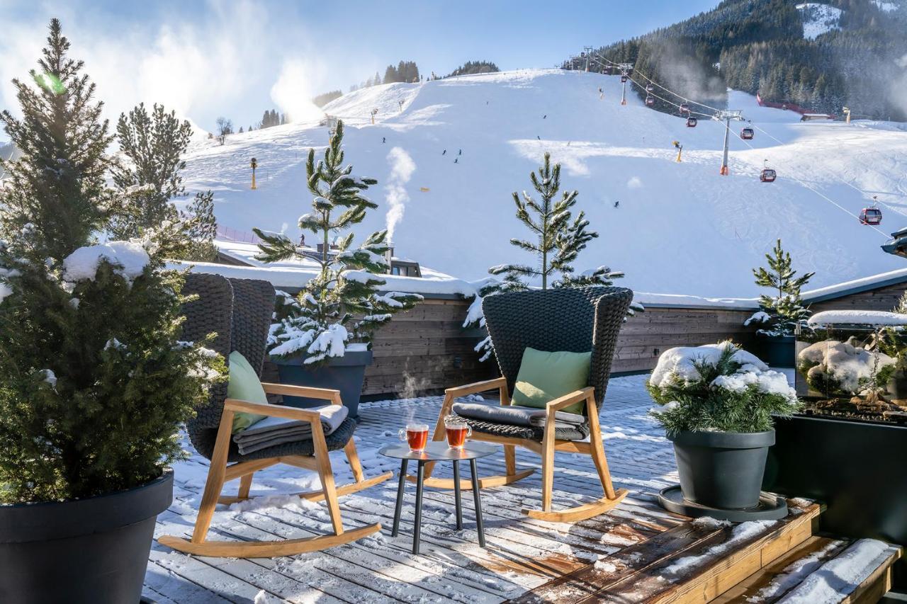 Hotel Das Zwoelferhaus Saalbach-Hinterglemm Exterior foto